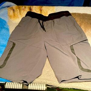 Under Armor men’s fitted heat gear shorts